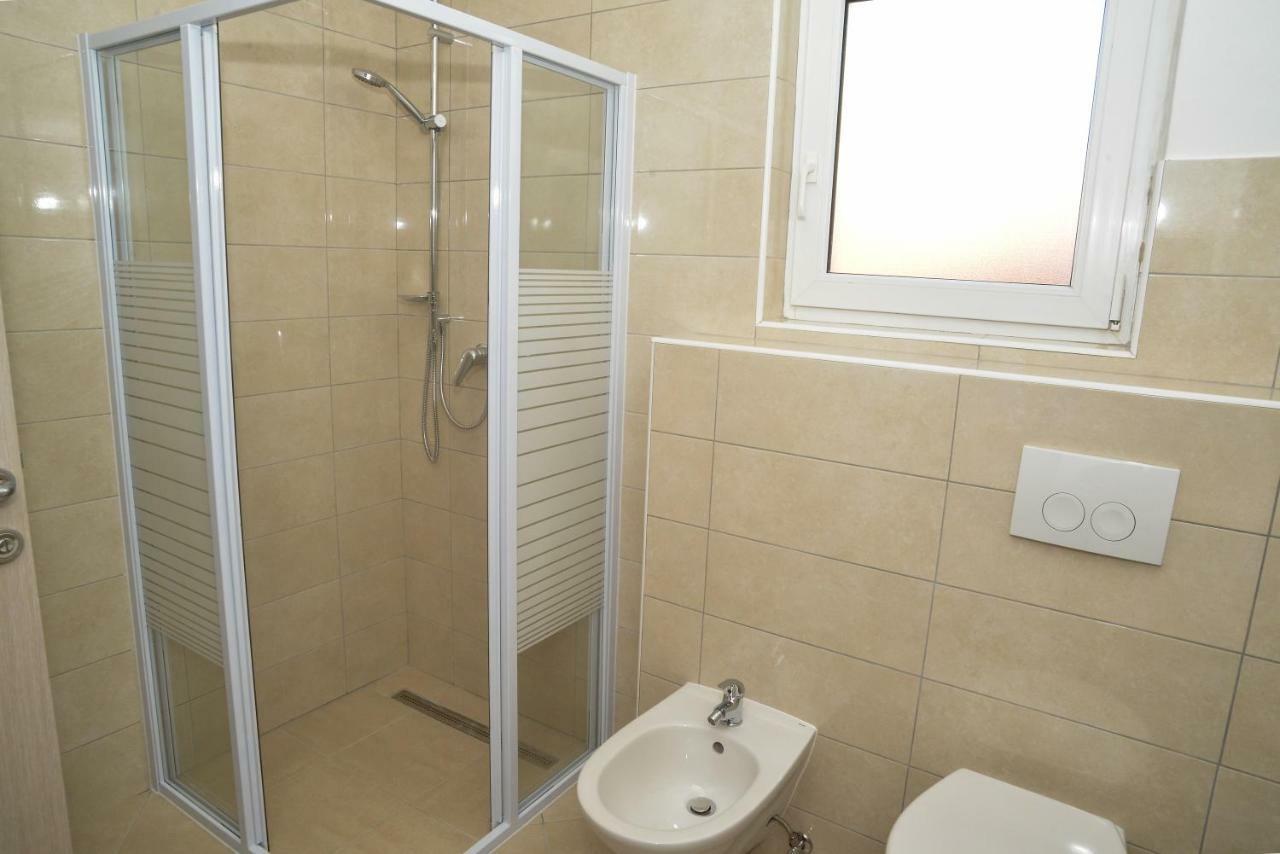 Apartments Zrilic Zadar Bagian luar foto